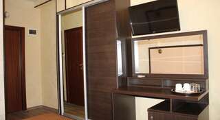 Гостиница Amvel Лазаревское Двухместный номер с 1 кроватью или 2 отдельными кроватями без балкона-3